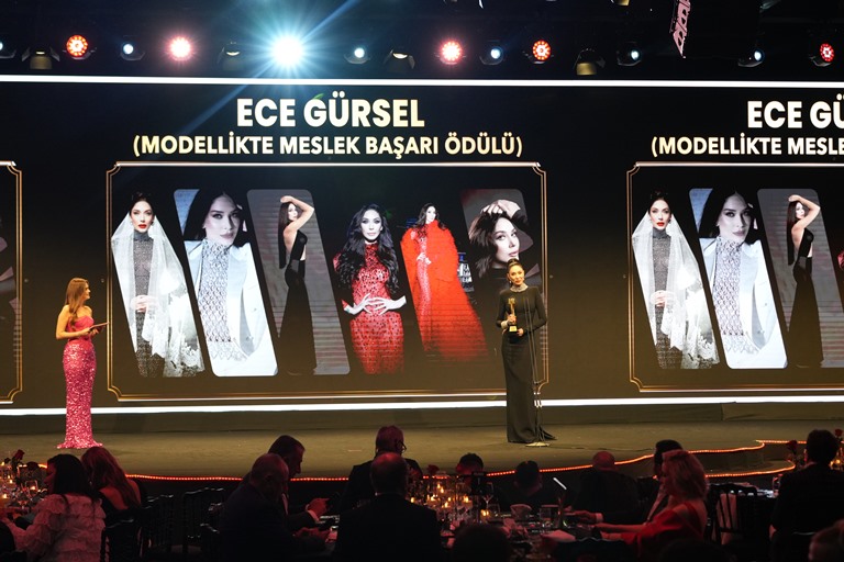 Ece Gürsel :  �Modellikte Meslek Ba�ar� Ödülü�Ne Lay�k Görüldü 